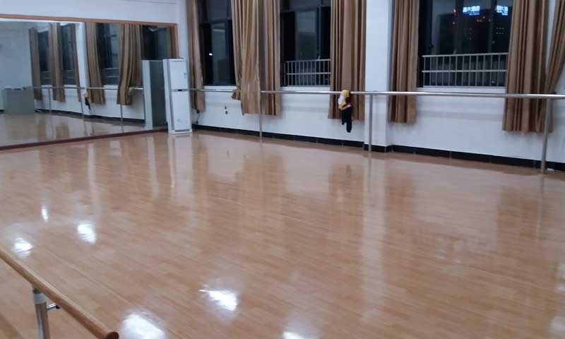 舞蹈室好色先生TV传媒胶企业要创新销售渠道